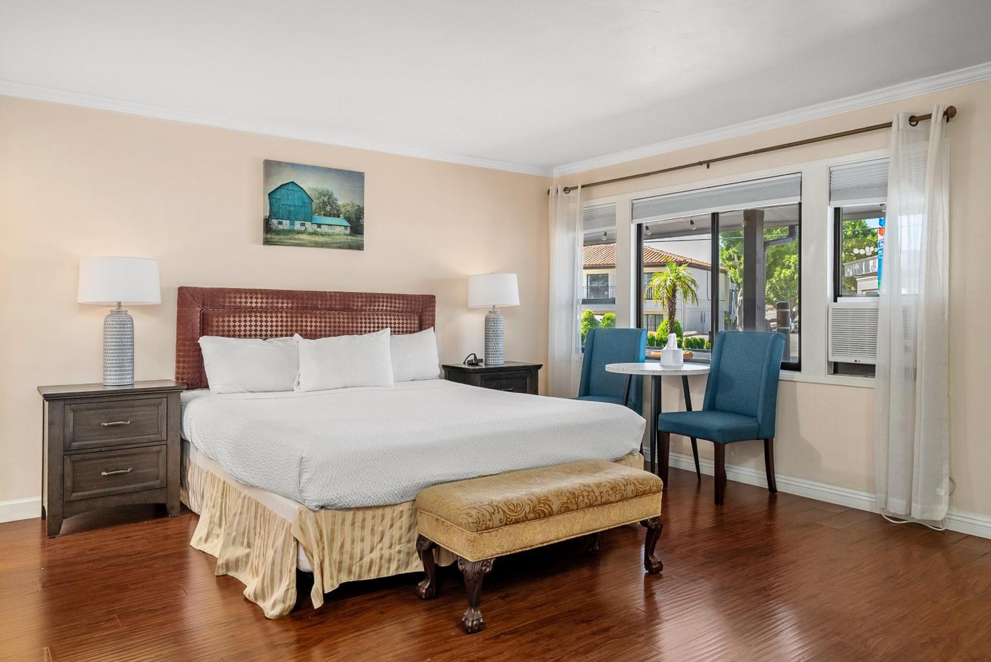 Inn Peach Tree 2*
