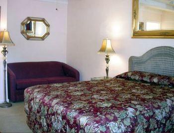 Inn Peach Tree 2*
